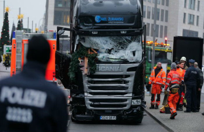 IS nhận trách nhiệm vụ tấn công chợ Giáng sinh tại Đức