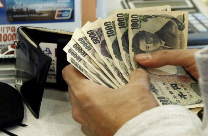 Nhật Bản đã chi bao nhiêu tiền để ngăn chặn đà tăng của đồng yên?