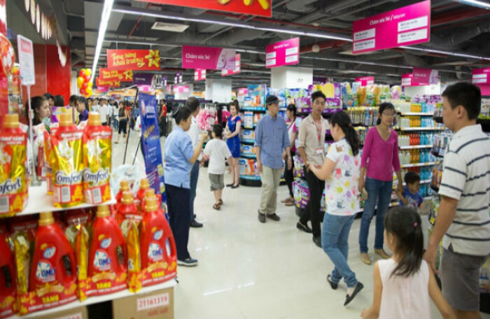 Nielsen: Người tiêu dùng Việt đứng đầu thế giới về tiết kiệm
