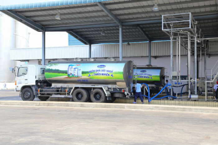 Bộ Nông nghiệp từ chối đề nghị bỏ thủ tục kiểm dịch sữa tươi của Vinamilk