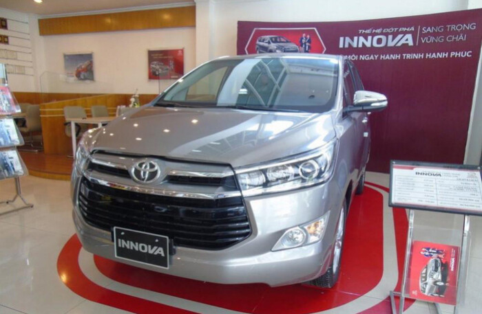 Toyota Innova bất ngờ giảm giá hơn 40 triệu đồng