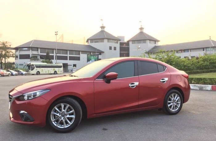 Sau 3 năm sử dụng, Mazda 3 rao bán với giá ngang ngửa Toyota Vios đời mới