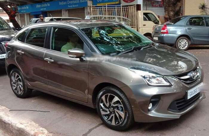 Xe giá rẻ Toyota Glanza giá 200 triệu đồng chính thức lộ diện tại Ấn Độ