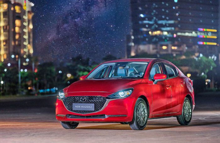 Ngang giá Hyundai Elantra, Mazda2 Sport 2020 bản cao cấp Premium được trang bị những gì?