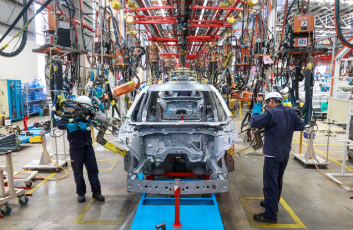 Sản xuất ô tô toàn cầu có thể giảm gần 20 triệu chiếc do đại dịch Covid-19