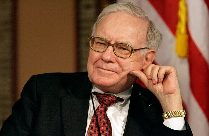 Warren Buffett khuyên gì nhà đầu tư trong đại dịch?