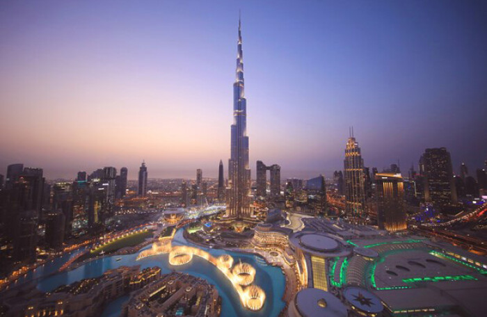 Tòa nhà Burj Khalifa biến thành 'hộp từ thiện' cao nhất thế giới