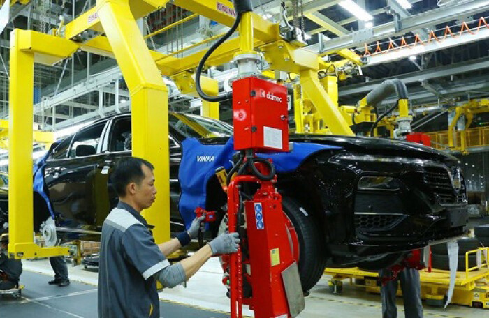 Ngành công nghiệp ô tô Việt Nam: Chính sách nội địa hoá không còn duy trì được lợi thế