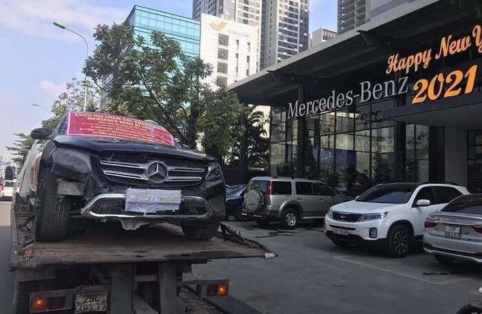 Ô tô tuần qua: Lùm xùm vụ xe Mercedes GLC cháy, hơn 163.000 xe được giảm 50% LPTB  