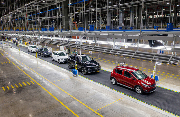 6 tháng đầu năm: Ô tô nội xuất xưởng 232.400 xe, gấp 3,5 lần xe nhập khẩu