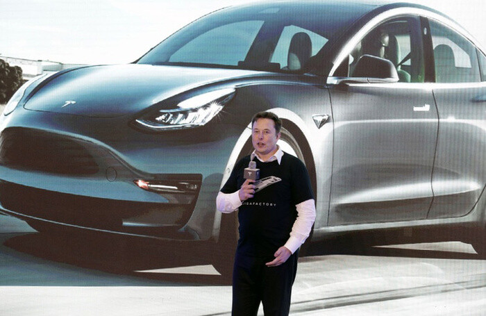 Doanh thu Tesla cao kỷ lục