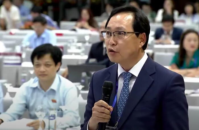 TGĐ Samsung Việt Nam: Doanh thu lần đầu tăng trưởng âm từ khi vào Việt Nam