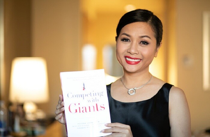 'Cô gái tỷ đô' Trần Uyên Phương: ‘Tình yêu là động lực cho ra đời cuốn sách Competing with Giants’