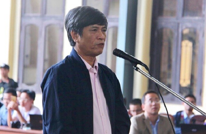Bị cáo Nguyễn Thanh Hóa trước hội đồng xét xử. (Ảnh: Internet)