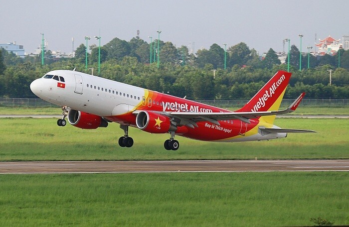 Sau Vietnam Airlines, Vietjet chính thức mở đường bay TP. HCM – Vân Đồn