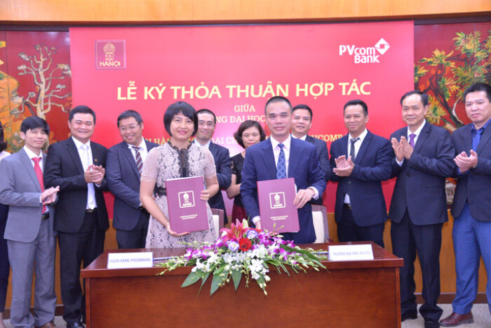 PVcomBank bắt tay Đại học Hà Nội cùng phát triển thương hiệu