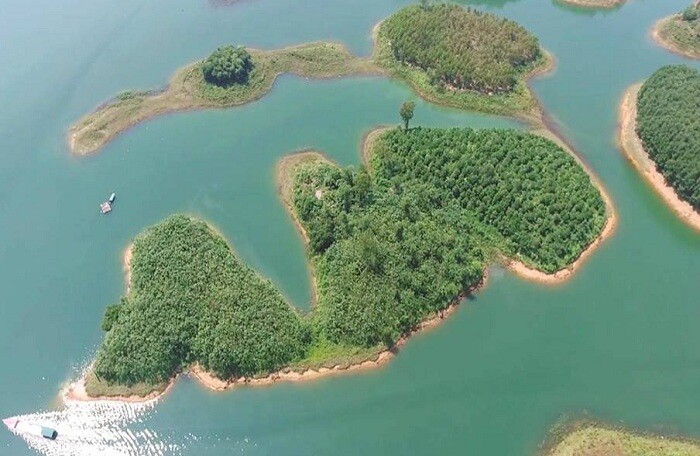 Rao bán hàng loạt hòn đảo trên hồ Thác Bà với giá 130.000/m2