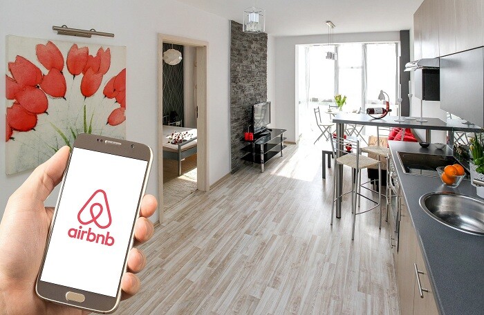 Airbnb mua startup, lấn sân thị trường mới