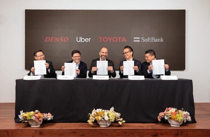 Toyota và Softbank rót thêm 1 tỷ USD vào mảng xe tự lái của Uber