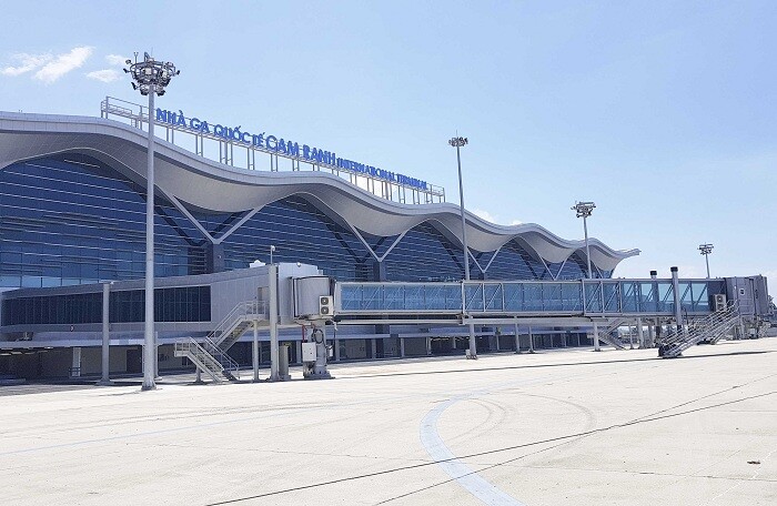 Ông Johnathan Hạnh Nguyễn đề nghị tăng giá phục vụ khách quốc tế tại sân bay Cam Ranh