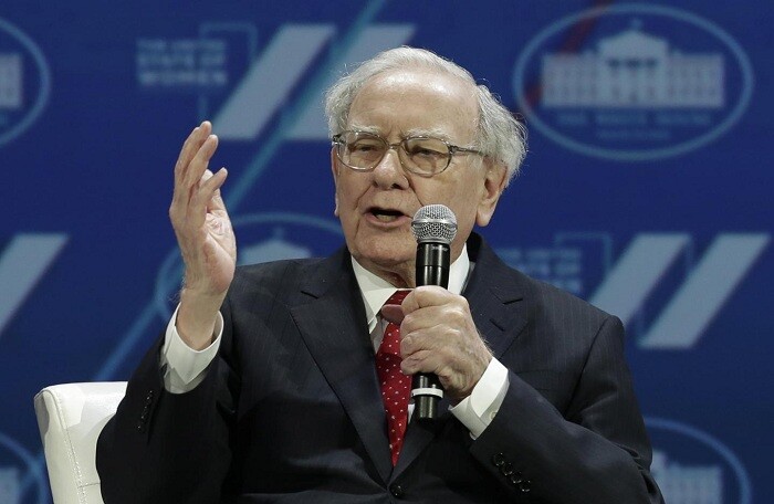 Tỷ phú Warren Buffett đầu tư 10 tỷ USD vào công ty dầu khí Occidental Petroleum