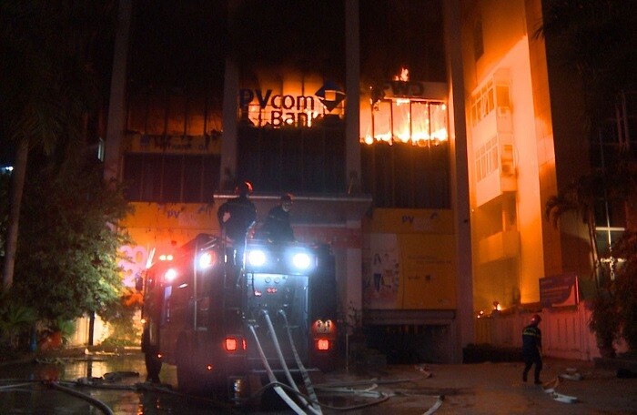 Cháy tòa nhà Dầu khí Thanh Hóa: 2 người tử vong, 12 người bị thương