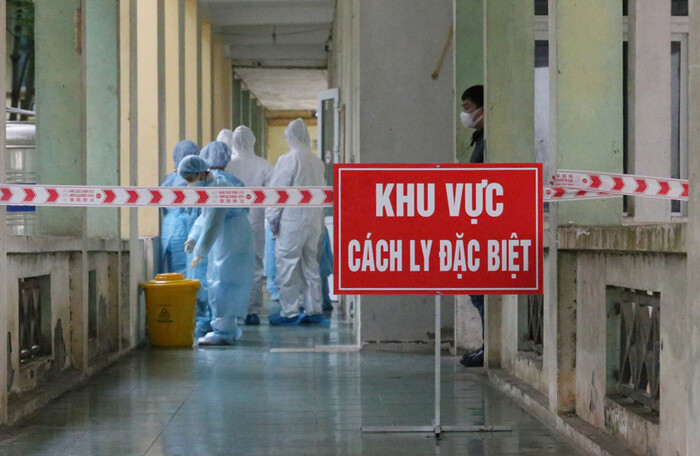 Việt Nam có 126 ca nghi mắc Covid-19, hơn 31.600 người phải cách ly theo dõi y tế