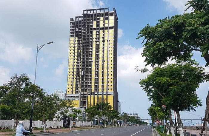 2 cao ốc ‘nhức mắt’ ở Đà Nẵng làm sai phương án kiến trúc