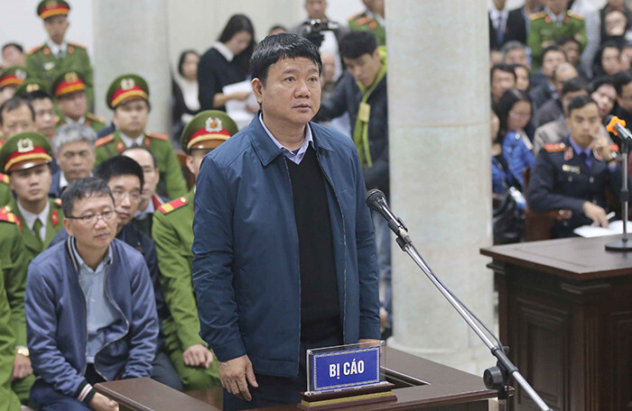 Sáng nay, ông Đinh La Thăng và Trịnh Xuân Thanh hầu tòa vụ án Ethanol Phú Thọ