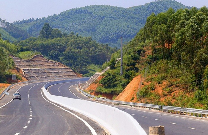 Chủ đầu tư nói gì về chậm đền bù mặt bằng tại cao tốc Bắc Giang - Lạng Sơn?