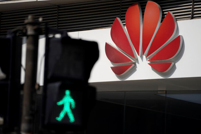 Huawei hứa đầu tư mạnh vào các nước cho phép hãng làm ăn