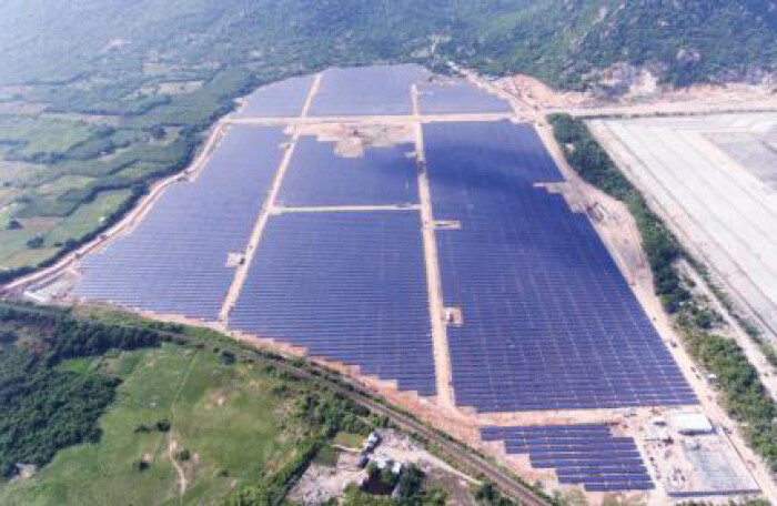 Nhà máy điện mặt trời Vĩnh Tân 2 hơn 986 tỷ đồng chính thức phát điện