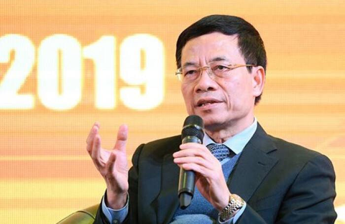 Bộ trưởng Nguyễn Mạnh Hùng: 'Doanh nghiệp phải thấy có tội khi trả tiền cho video gây hại người Việt'