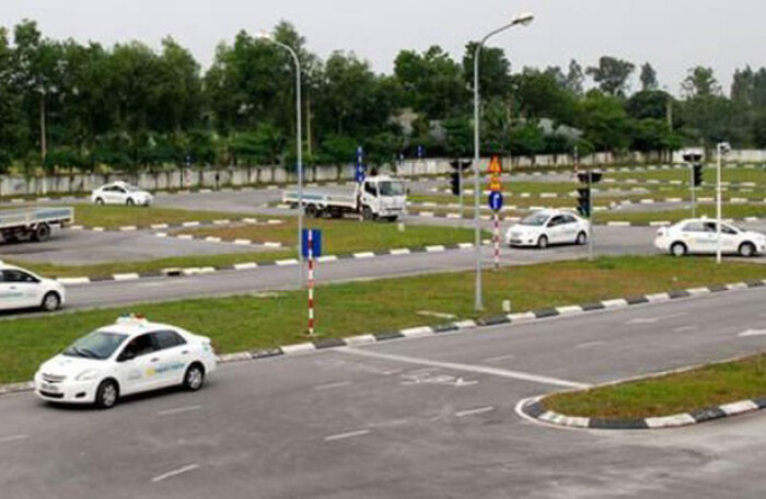 Hà Nội công khai danh sách 7 cơ sở đào tạo lái xe không phép