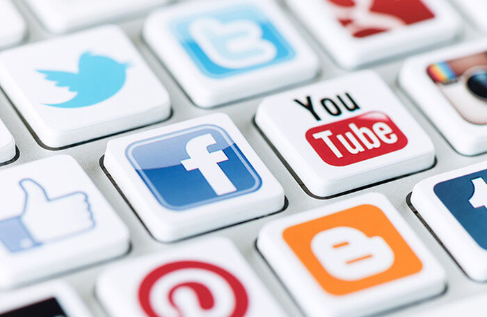 'Ồ ạt' ra mắt, mạng xã hội Việt Nam liệu có đủ sức cạnh tranh với Facebook, Youtube?