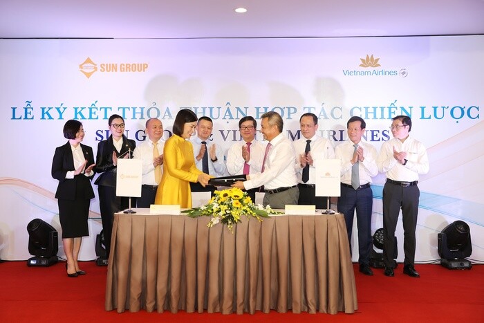 Vietnam Airlines 'bắt tay' Sun Group triển khai dịch vụ hàng không - du lịch