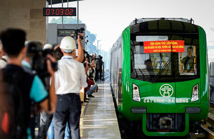 Giao thông tuần qua: Tháng 12/2020 sẽ vận hành thử đường sắt Cát Linh - Hà Đông và xây sân bay Long Thành