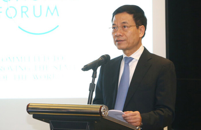 Bộ trưởng Nguyễn Mạnh Hùng yêu cầu các doanh nghiệp công nghệ vào cuộc chống virus corona