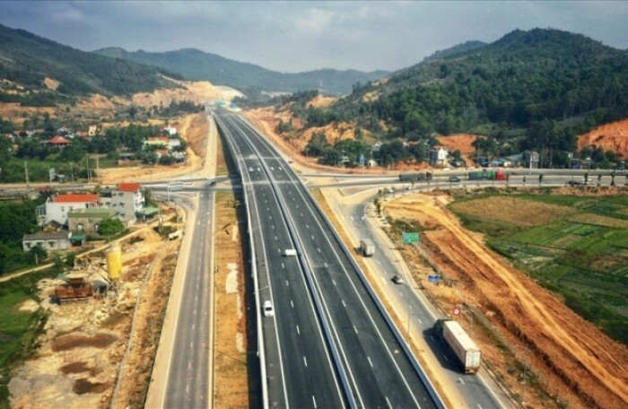 Cao tốc Bắc Nam chuyển từ PPP sang đầu tư công: Đề xuất ưu tiên doanh nghiệp quốc phòng