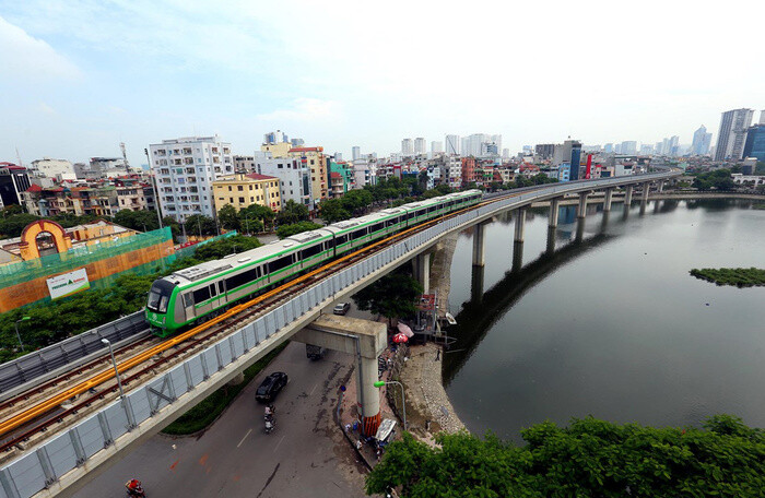 Giao thông tuần qua: Nghiệm thu đường sắt Cát Linh - Hà Đông, giá sàn máy bay có chỉ đạo mới