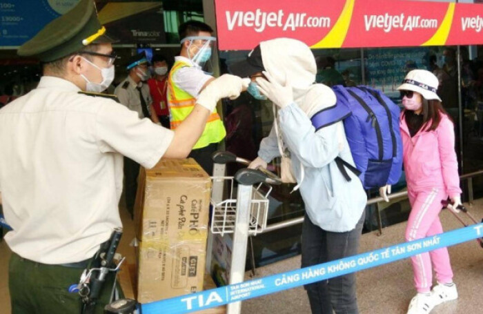 3.200 cán bộ, nhân viên sân bay Tân Sơn Nhất âm tính với Covid-19