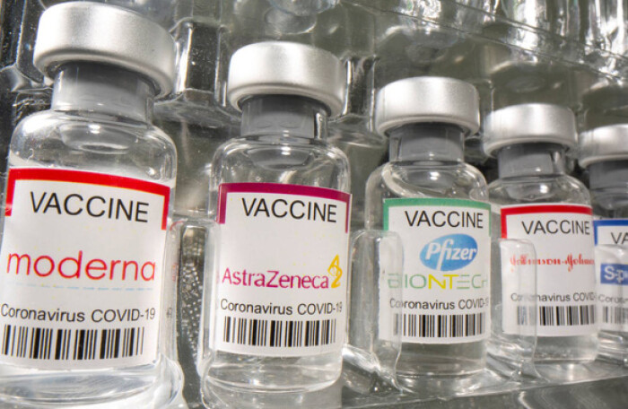 Thủ tướng khuyến khích các địa phương, doanh nghiệp tìm mua vắc xin Covid-19