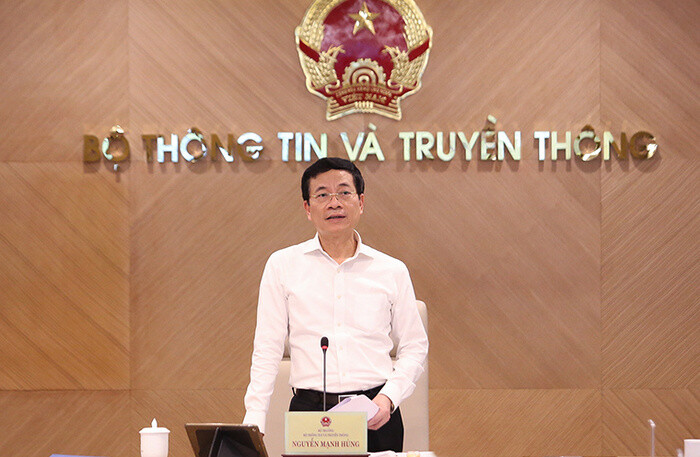 Bộ trưởng Nguyễn Mạnh Hùng gợi mở những không gian mới để Mobifone phát triển
