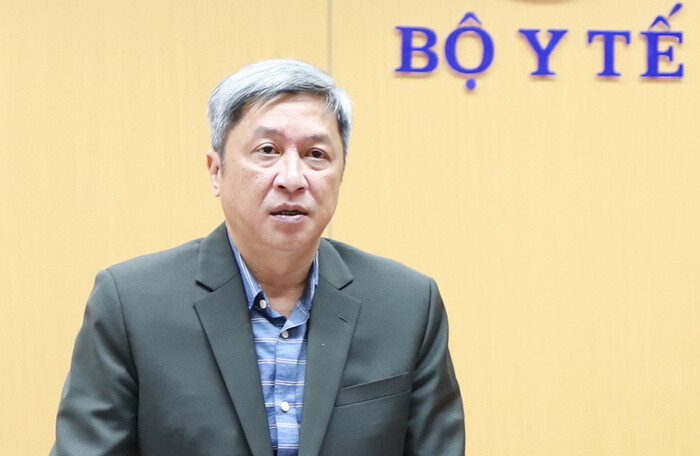 Thứ trưởng Bộ Y tế Nguyễn Trường Sơn thôi việc theo nguyện vọng cá nhân