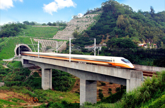 Bộ Kế hoạch và Đầu tư ủng hộ phương án xây đường sắt tốc độ cao 180-225km/h