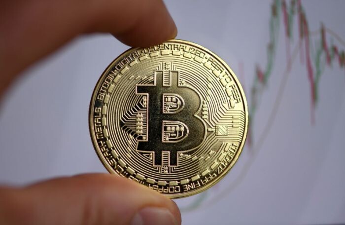Tiền điện tử Bitcoin có thể tăng lên 100.000 USD/bitcoin vào năm 2025