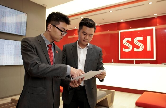 SSI dồn dập phương án tăng vốn, sắp phát hành hơn 328 triệu cổ phiếu mới