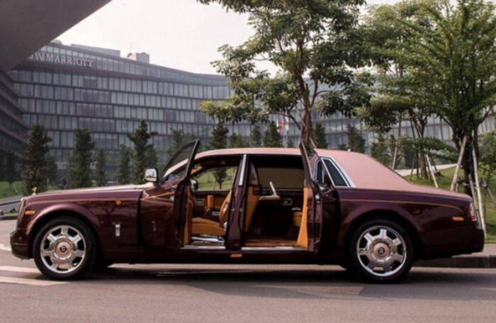 Ngắm chiếc Rolls-Royce Phantom Lửa Thiêng của ông Trịnh Văn Quyết