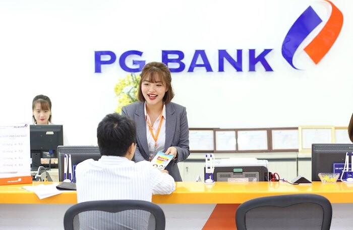 Nhà đầu tư ‘tranh nhau’ mua cổ phần PGBank do Petrolimex đấu giá