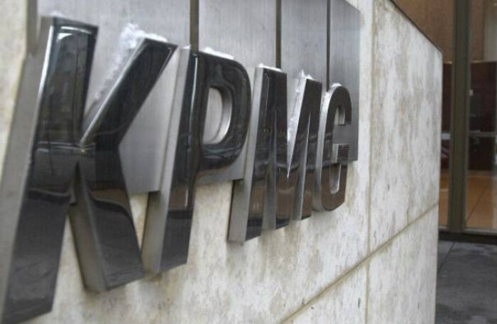 Hãng kiểm toán KPMG chịu mức phạt khổng lồ 6,2 triệu USD